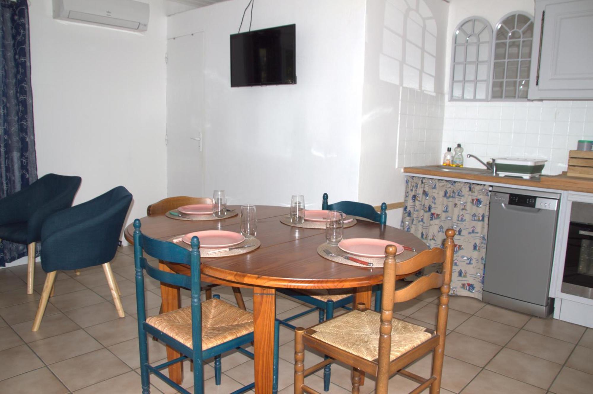 Apartament L'Esquirou Rocbaron Zewnętrze zdjęcie